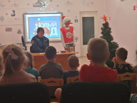 В Филиал МАДОУ д/с «Дюймовочка» приходила инструктор пожарной безопасности ФКУ «Центроспас-Югория» В Филиал МАДОУ д/с «Дюймовочка» приходила инструктор пожарной безопасности ФКУ «Центроспас-Югория».